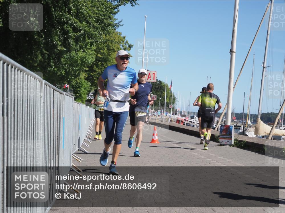 17.08.2025 - KN Förde Triathlon 2025 KatJ http://msf.ph/oto/8606492 17.08.2025 11:59:10 Laufen 361, 605, 608, 620 meine-sportfotos.de
