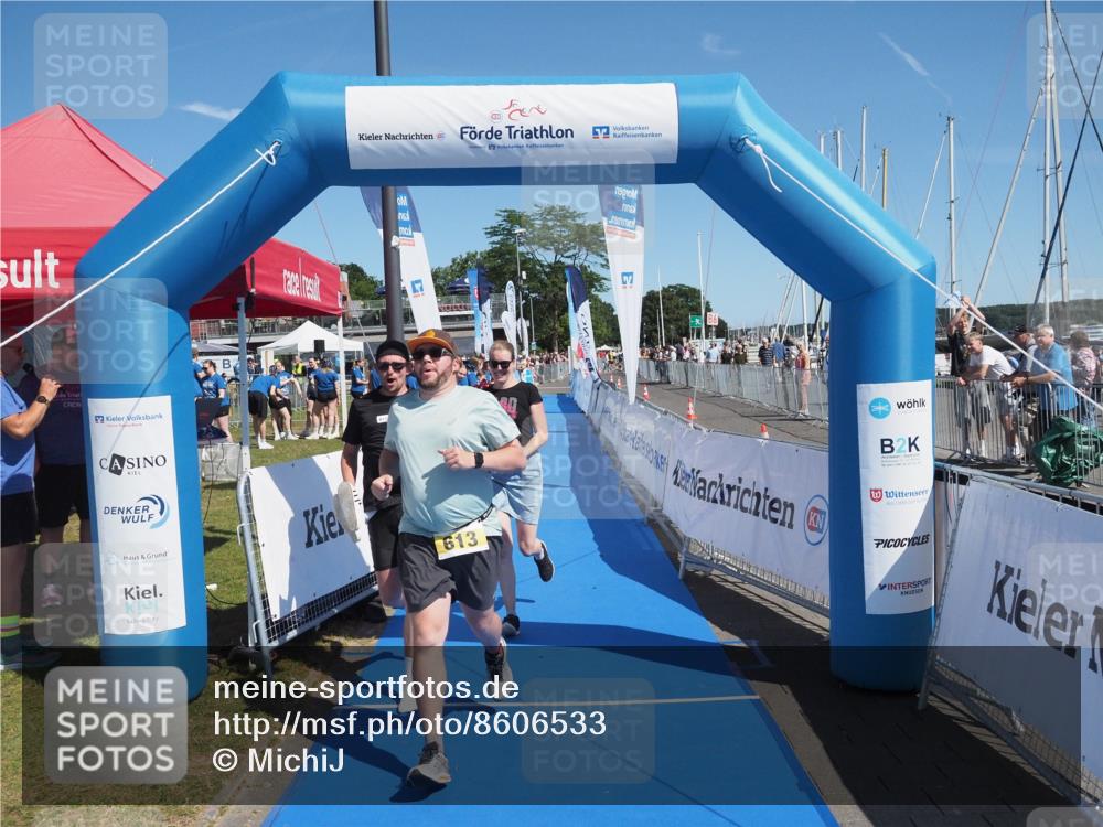 17.08.2025 - KN Förde Triathlon 2025 MichiJ http://msf.ph/oto/8606533 17.08.2025 12:23:24 Laufen 382, 613 meine-sportfotos.de
