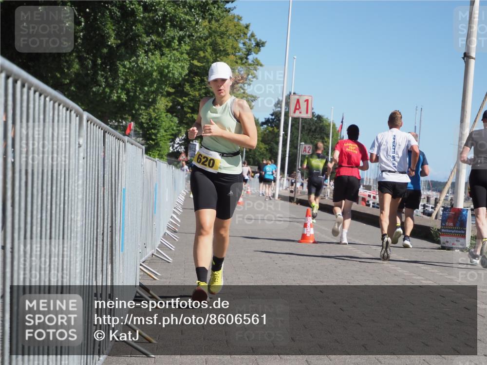 17.08.2025 - KN Förde Triathlon 2025 KatJ http://msf.ph/oto/8606561 17.08.2025 11:59:14 Laufen 361, 605, 620 meine-sportfotos.de