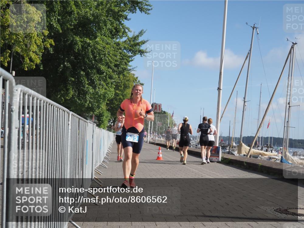 17.08.2025 - KN Förde Triathlon 2025 KatJ http://msf.ph/oto/8606562 17.08.2025 10:31:33 Laufen 111, 153, 235 meine-sportfotos.de