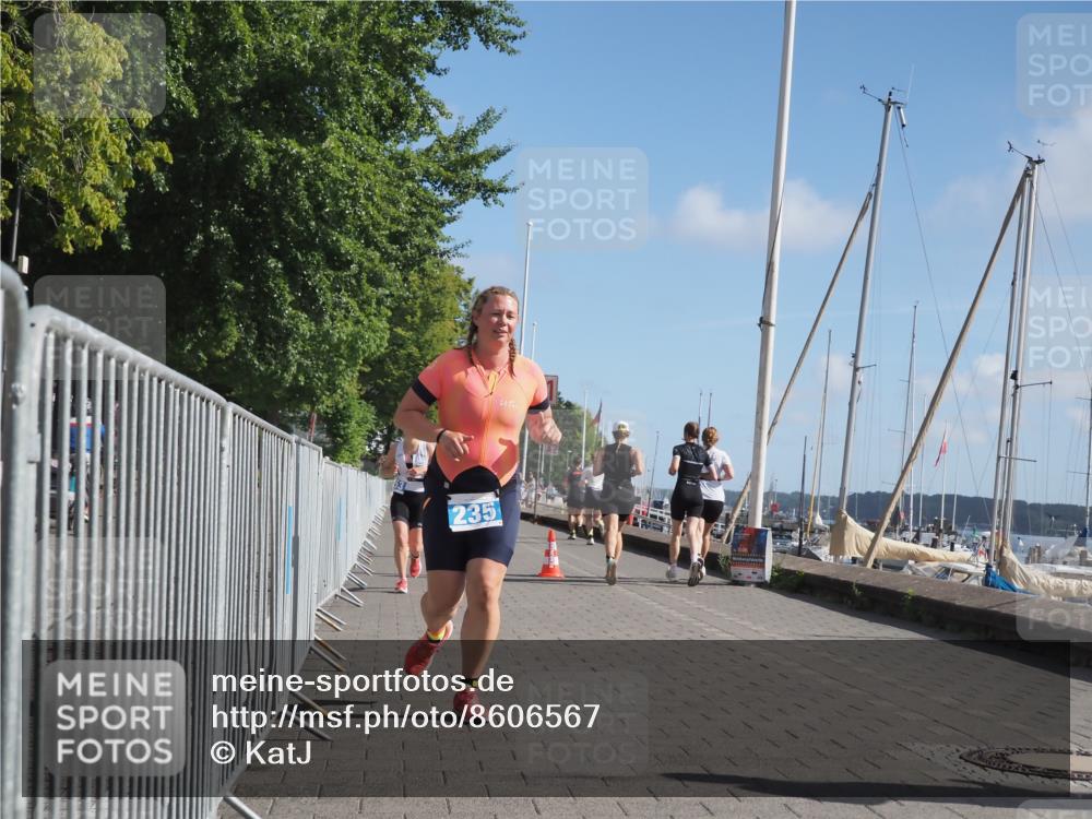 17.08.2025 - KN Förde Triathlon 2025 KatJ http://msf.ph/oto/8606567 17.08.2025 10:31:33 Laufen 111, 153, 235 meine-sportfotos.de