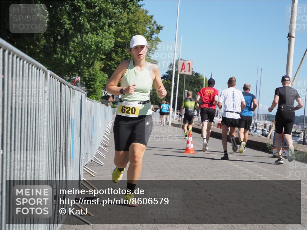 17.08.2025 - KN Förde Triathlon 2025 KatJ http://msf.ph/oto/8606579 17.08.2025 11:59:15 Laufen 280, 605, 620 meine-sportfotos.de