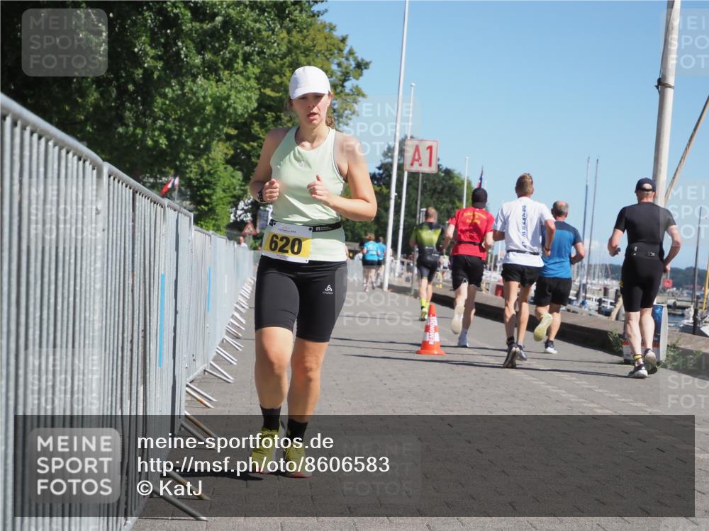 17.08.2025 - KN Förde Triathlon 2025 KatJ http://msf.ph/oto/8606583 17.08.2025 11:59:15 Laufen 280, 605, 620 meine-sportfotos.de