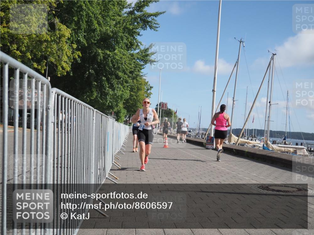 17.08.2025 - KN Förde Triathlon 2025 KatJ http://msf.ph/oto/8606597 17.08.2025 10:31:36 Laufen 111, 153, 235 meine-sportfotos.de