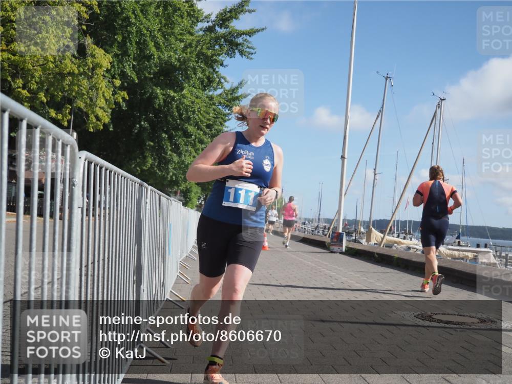 17.08.2025 - KN Förde Triathlon 2025 KatJ http://msf.ph/oto/8606670 17.08.2025 10:31:40 Laufen 111, 153, 202 meine-sportfotos.de