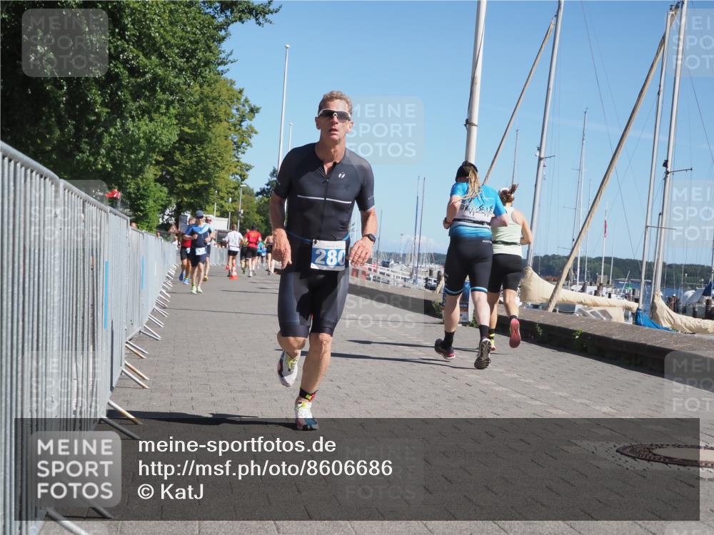 17.08.2025 - KN Förde Triathlon 2025 KatJ http://msf.ph/oto/8606686 17.08.2025 11:59:23 Laufen 280, 285, 307 meine-sportfotos.de