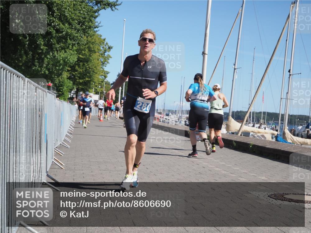 17.08.2025 - KN Förde Triathlon 2025 KatJ http://msf.ph/oto/8606690 17.08.2025 11:59:24 Laufen 280, 285, 307 meine-sportfotos.de