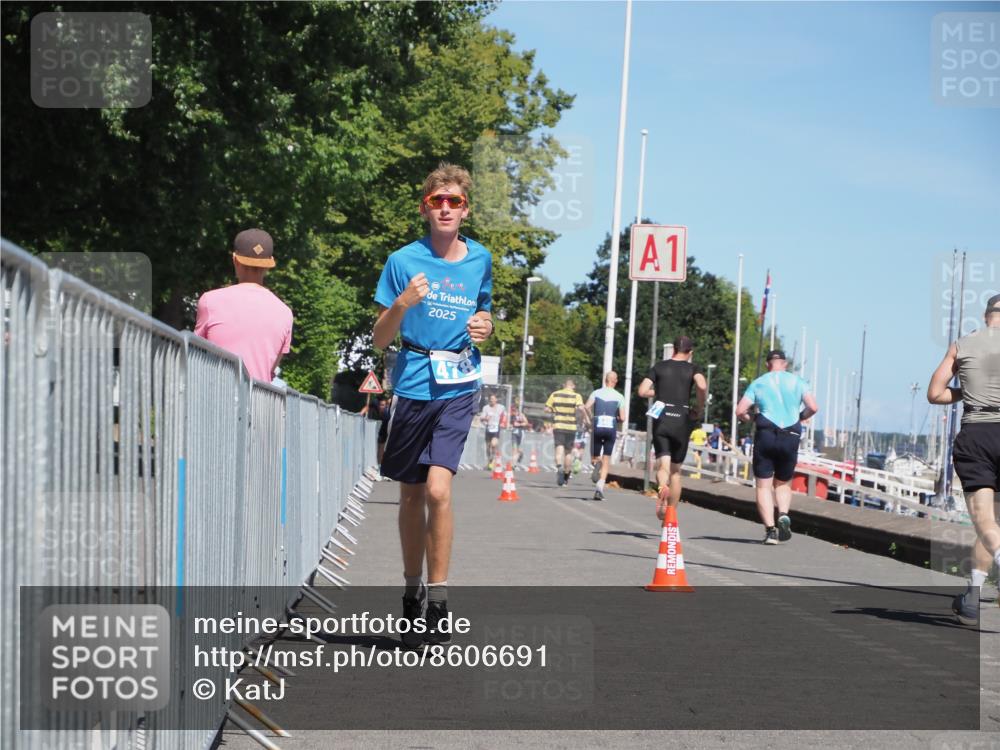 17.08.2025 - KN Förde Triathlon 2025 KatJ http://msf.ph/oto/8606691 17.08.2025 13:50:41 Laufen 478 meine-sportfotos.de