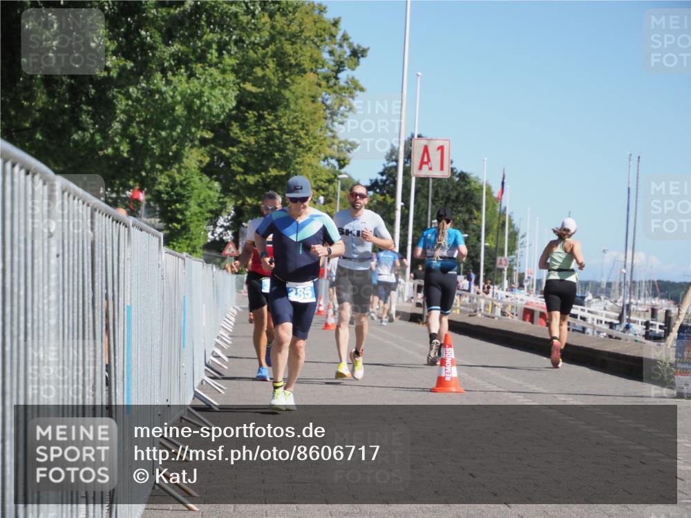 17.08.2025 - KN Förde Triathlon 2025 KatJ http://msf.ph/oto/8606717 17.08.2025 11:59:28 Laufen 285, 306, 307, 321 meine-sportfotos.de