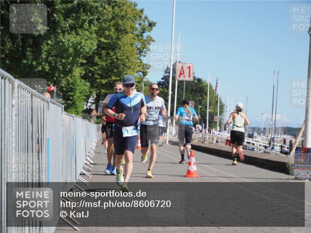 17.08.2025 - KN Förde Triathlon 2025 KatJ http://msf.ph/oto/8606720 17.08.2025 11:59:29 Laufen 285, 306, 307, 321, 642 meine-sportfotos.de