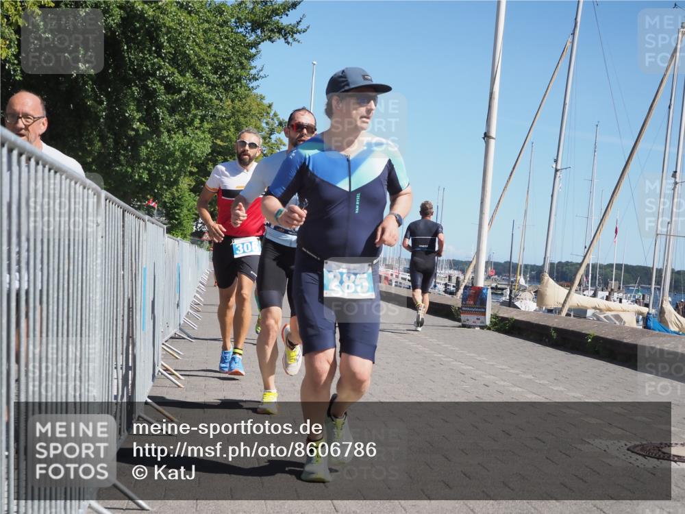 17.08.2025 - KN Förde Triathlon 2025 KatJ http://msf.ph/oto/8606786 17.08.2025 11:59:32 Laufen 285, 306, 307, 321, 642 meine-sportfotos.de