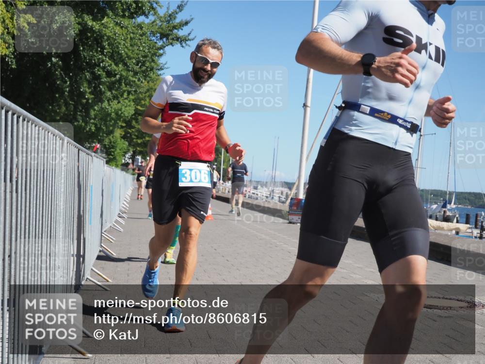 17.08.2025 - KN Förde Triathlon 2025 KatJ http://msf.ph/oto/8606815 17.08.2025 11:59:34 Laufen 285, 306, 307, 321, 642 meine-sportfotos.de
