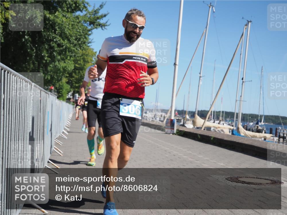 17.08.2025 - KN Förde Triathlon 2025 KatJ http://msf.ph/oto/8606824 17.08.2025 11:59:34 Laufen 285, 306, 307, 321, 642 meine-sportfotos.de