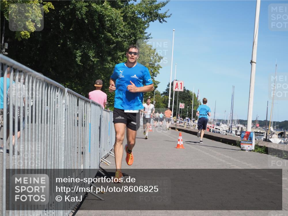 17.08.2025 - KN Förde Triathlon 2025 KatJ http://msf.ph/oto/8606825 17.08.2025 13:50:56 Laufen 455, 487 meine-sportfotos.de