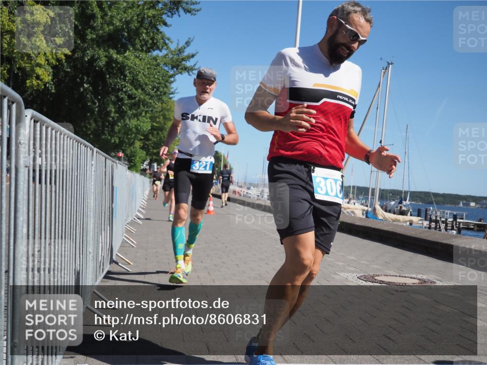 17.08.2025 - KN Förde Triathlon 2025 KatJ http://msf.ph/oto/8606831 17.08.2025 11:59:34 Laufen 285, 306, 307, 321, 642 meine-sportfotos.de