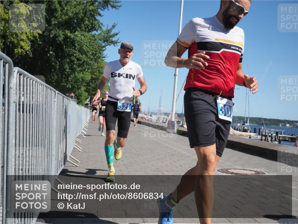 17.08.2025 - KN Förde Triathlon 2025 KatJ http://msf.ph/oto/8606834 17.08.2025 11:59:35 Laufen 285, 306, 307, 321, 642 meine-sportfotos.de
