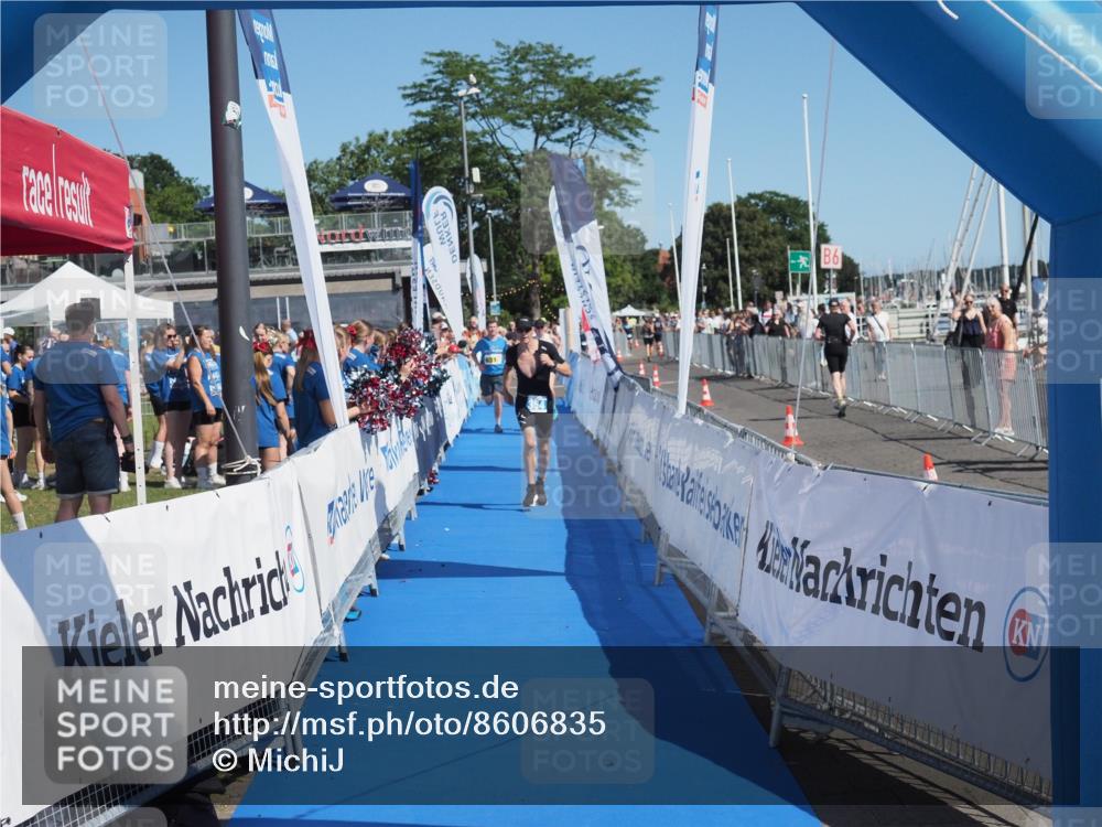 17.08.2025 - KN Förde Triathlon 2025 MichiJ http://msf.ph/oto/8606835 17.08.2025 12:24:38 Laufen 354 meine-sportfotos.de