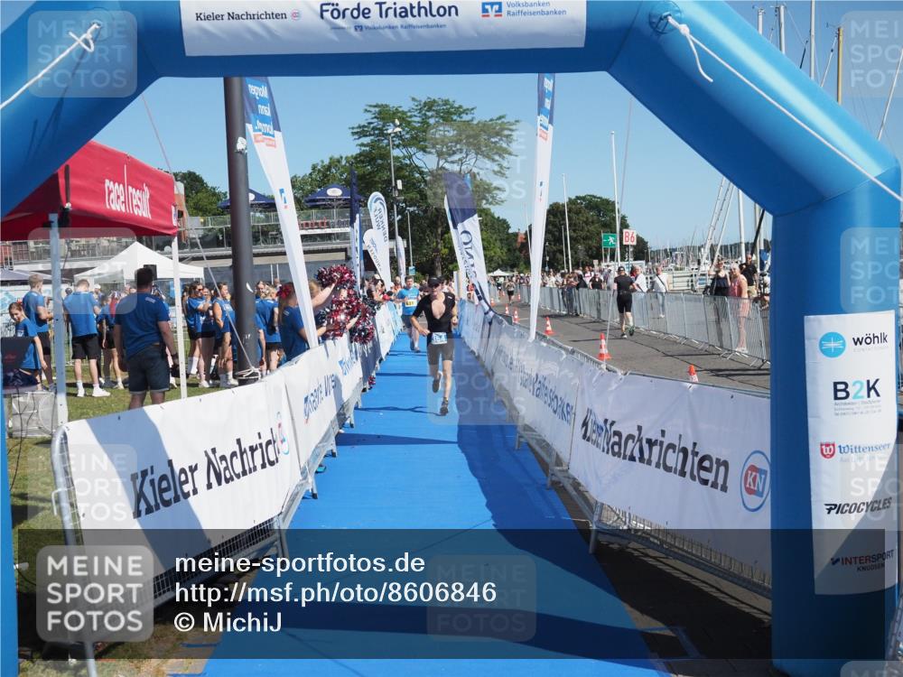 17.08.2025 - KN Förde Triathlon 2025 MichiJ http://msf.ph/oto/8606846 17.08.2025 12:24:39 Laufen 354 meine-sportfotos.de