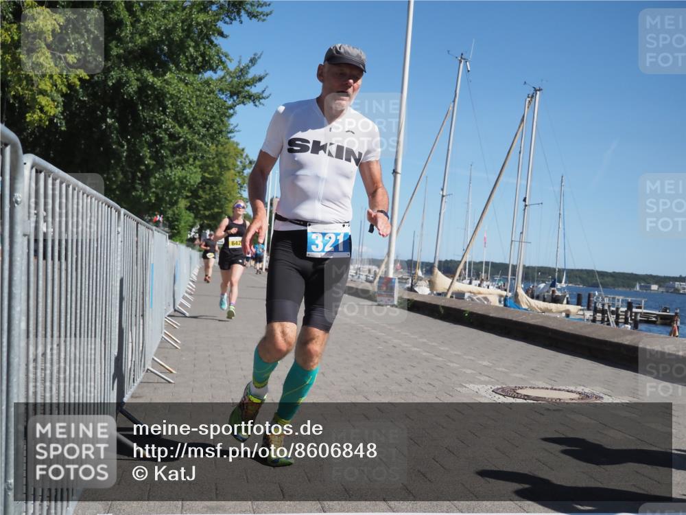 17.08.2025 - KN Förde Triathlon 2025 KatJ http://msf.ph/oto/8606848 17.08.2025 11:59:35 Laufen 285, 306, 307, 321, 642 meine-sportfotos.de