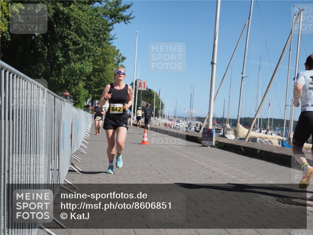 17.08.2025 - KN Förde Triathlon 2025 KatJ http://msf.ph/oto/8606851 17.08.2025 11:59:36 Laufen 306, 321, 642 meine-sportfotos.de