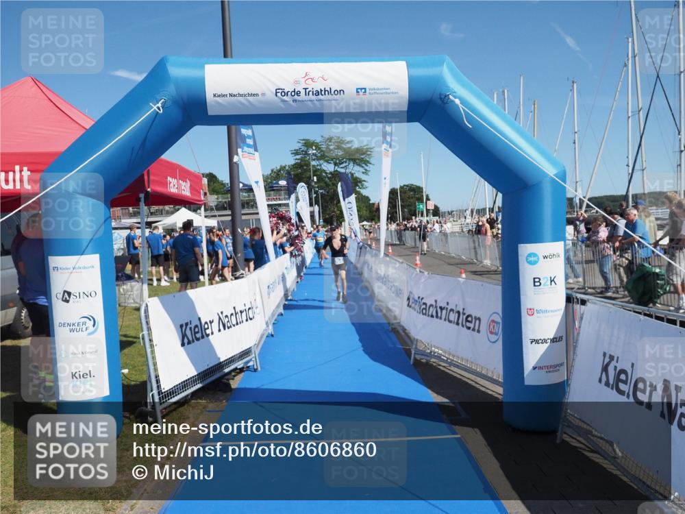 17.08.2025 - KN Förde Triathlon 2025 MichiJ http://msf.ph/oto/8606860 17.08.2025 12:24:40 Laufen 354, 631 meine-sportfotos.de