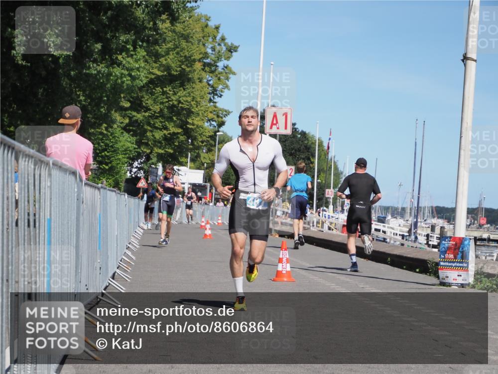 17.08.2025 - KN Förde Triathlon 2025 KatJ http://msf.ph/oto/8606864 17.08.2025 13:50:59 Laufen 455, 487 meine-sportfotos.de