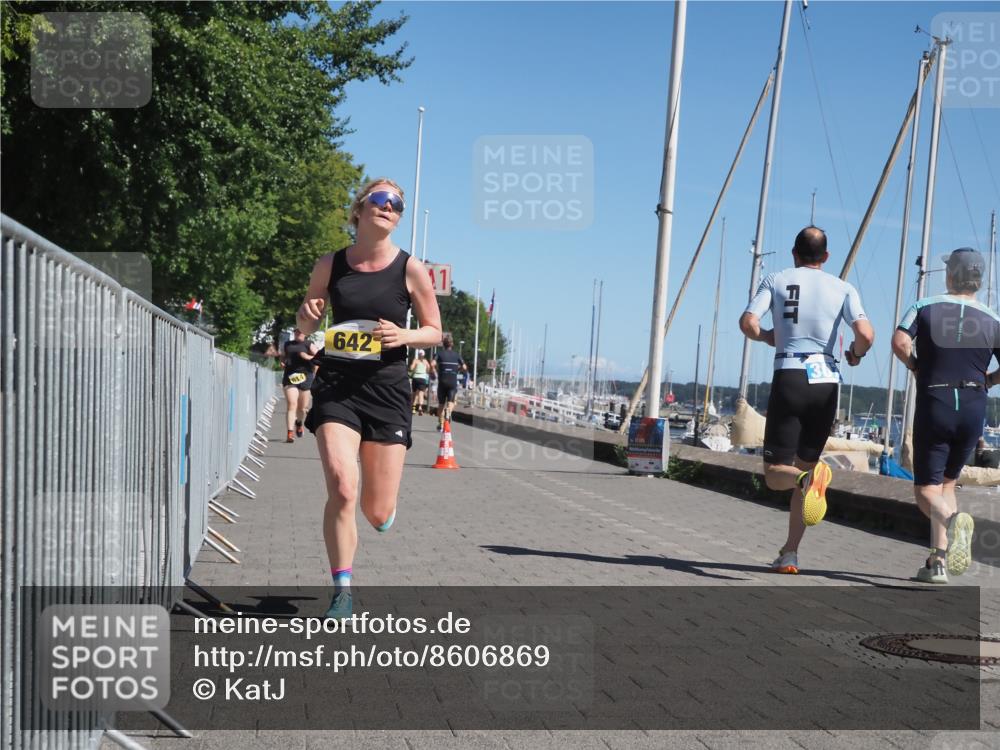 17.08.2025 - KN Förde Triathlon 2025 KatJ http://msf.ph/oto/8606869 17.08.2025 11:59:37 Laufen 306, 321, 614, 642 meine-sportfotos.de