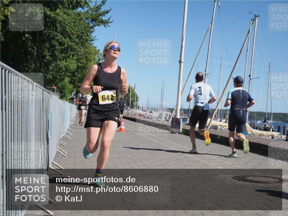 17.08.2025 - KN Förde Triathlon 2025 KatJ http://msf.ph/oto/8606880 17.08.2025 11:59:37 Laufen 306, 321, 614, 642 meine-sportfotos.de
