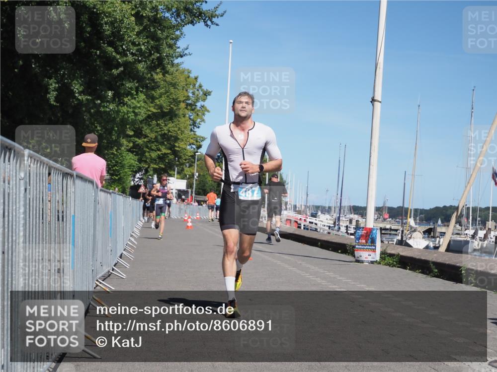 17.08.2025 - KN Förde Triathlon 2025 KatJ http://msf.ph/oto/8606891 17.08.2025 13:51:01 Laufen 395, 487 meine-sportfotos.de