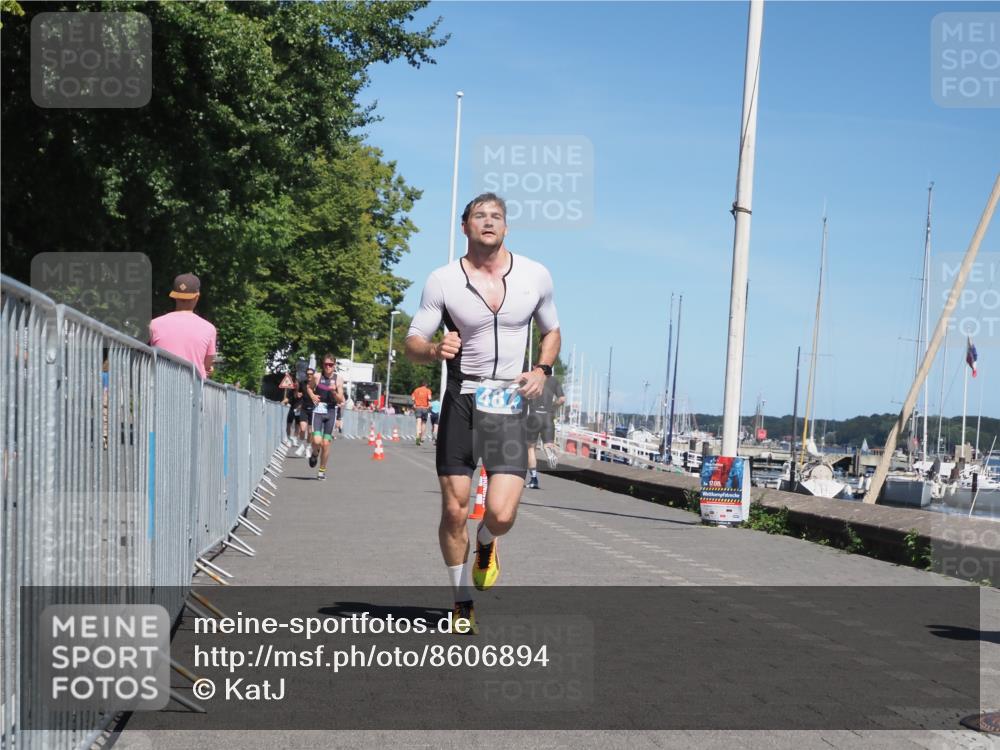17.08.2025 - KN Förde Triathlon 2025 KatJ http://msf.ph/oto/8606894 17.08.2025 13:51:01 Laufen 395, 487 meine-sportfotos.de
