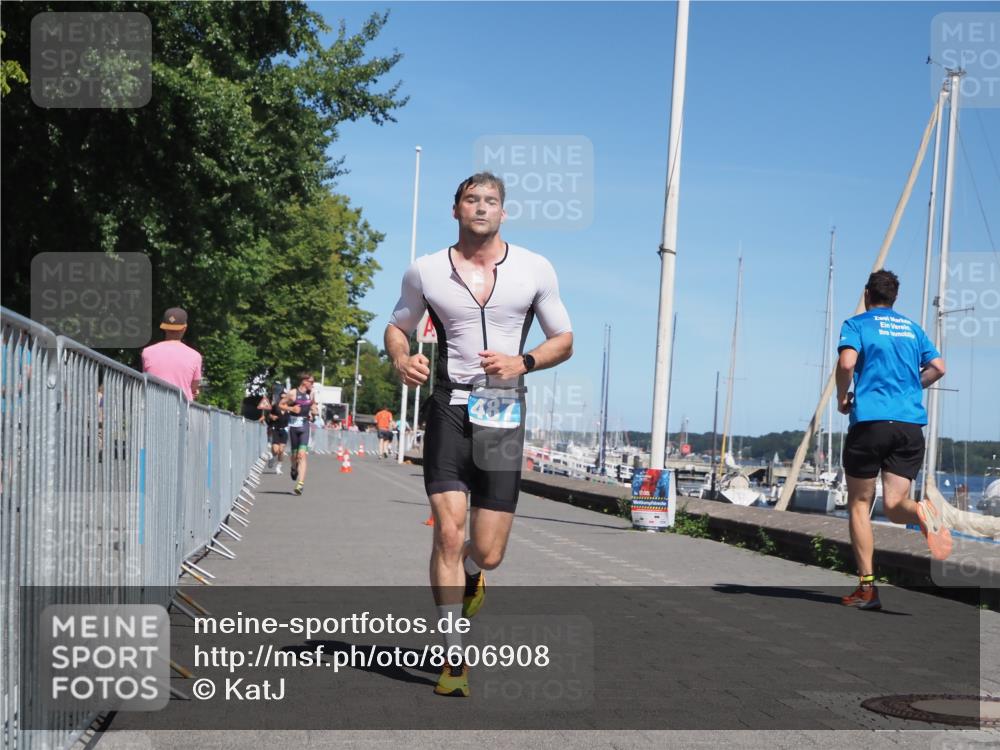 17.08.2025 - KN Förde Triathlon 2025 KatJ http://msf.ph/oto/8606908 17.08.2025 13:51:02 Laufen 395, 487 meine-sportfotos.de