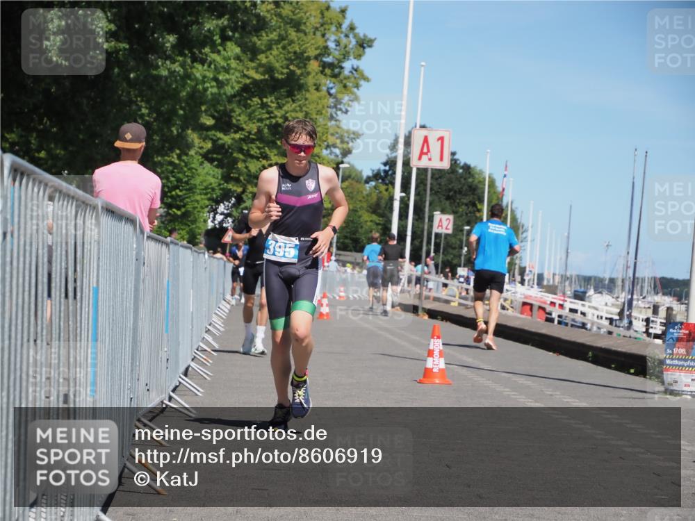 17.08.2025 - KN Förde Triathlon 2025 KatJ http://msf.ph/oto/8606919 17.08.2025 13:51:07 Laufen 395, 517 meine-sportfotos.de