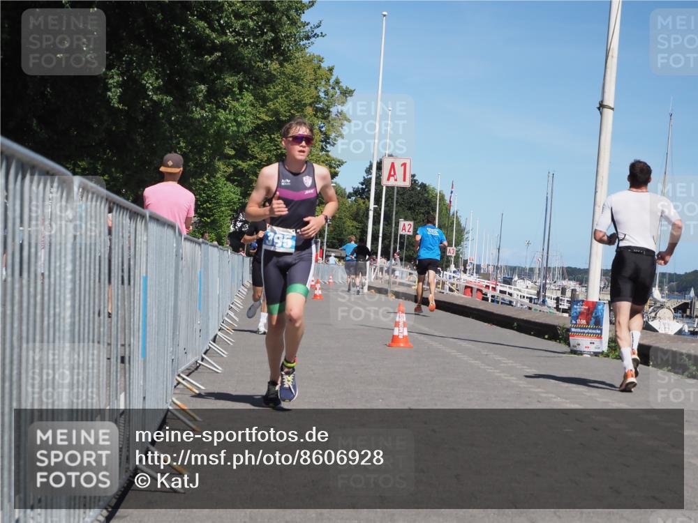 17.08.2025 - KN Förde Triathlon 2025 KatJ http://msf.ph/oto/8606928 17.08.2025 13:51:08 Laufen 395, 517 meine-sportfotos.de