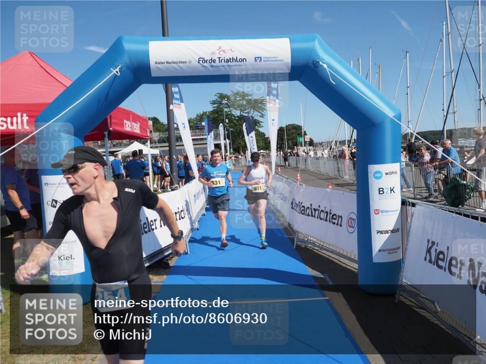 17.08.2025 - KN Förde Triathlon 2025 MichiJ http://msf.ph/oto/8606930 17.08.2025 12:24:44 Laufen 354, 631 meine-sportfotos.de