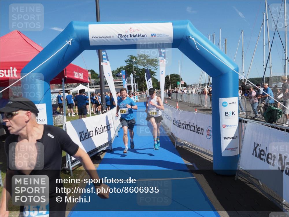17.08.2025 - KN Förde Triathlon 2025 MichiJ http://msf.ph/oto/8606935 17.08.2025 12:24:44 Laufen 354, 631 meine-sportfotos.de