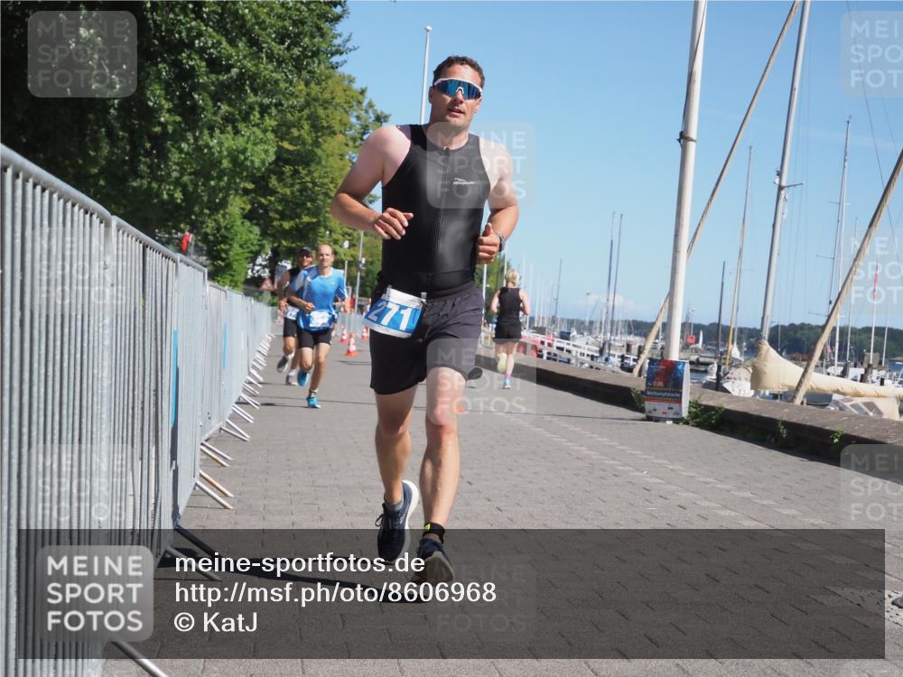 17.08.2025 - KN Förde Triathlon 2025 KatJ http://msf.ph/oto/8606968 17.08.2025 11:59:48 Laufen 271, 279, 352, 614 meine-sportfotos.de