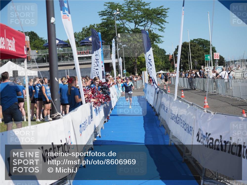 17.08.2025 - KN Förde Triathlon 2025 MichiJ http://msf.ph/oto/8606969 17.08.2025 12:24:54 Laufen 285 meine-sportfotos.de
