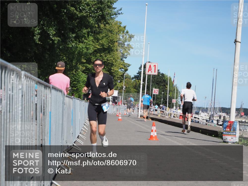 17.08.2025 - KN Förde Triathlon 2025 KatJ http://msf.ph/oto/8606970 17.08.2025 13:51:11 Laufen 395, 517 meine-sportfotos.de