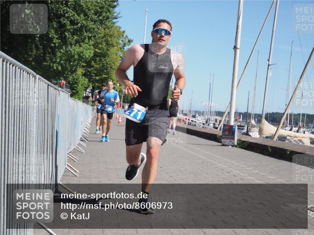 17.08.2025 - KN Förde Triathlon 2025 KatJ http://msf.ph/oto/8606973 17.08.2025 11:59:48 Laufen 271, 279, 352, 614 meine-sportfotos.de