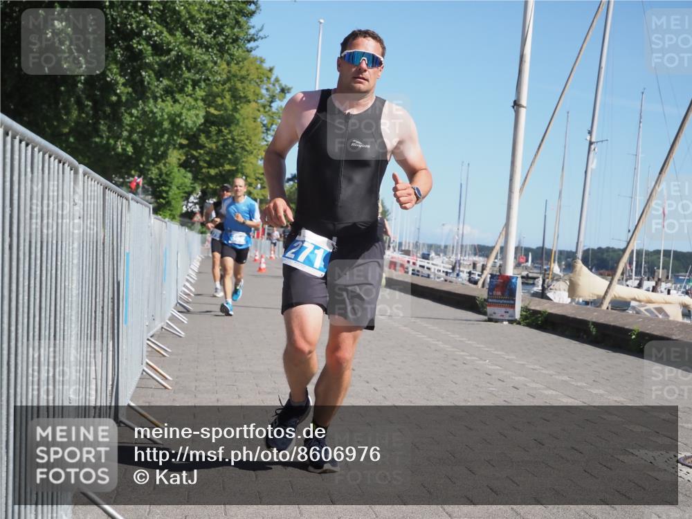 17.08.2025 - KN Förde Triathlon 2025 KatJ http://msf.ph/oto/8606976 17.08.2025 11:59:48 Laufen 271, 279, 352, 614 meine-sportfotos.de