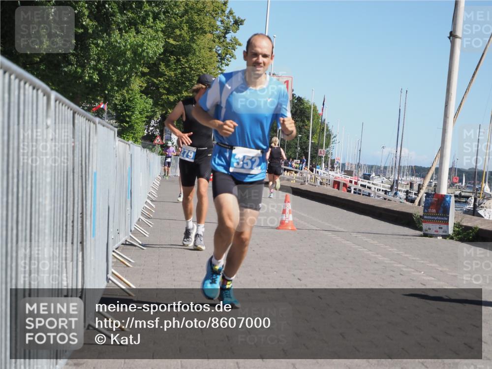 17.08.2025 - KN Förde Triathlon 2025 KatJ http://msf.ph/oto/8607000 17.08.2025 11:59:51 Laufen 271, 279, 352, 387 meine-sportfotos.de