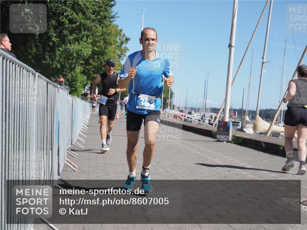 17.08.2025 - KN Förde Triathlon 2025 KatJ http://msf.ph/oto/8607005 17.08.2025 11:59:51 Laufen 271, 279, 352, 387 meine-sportfotos.de
