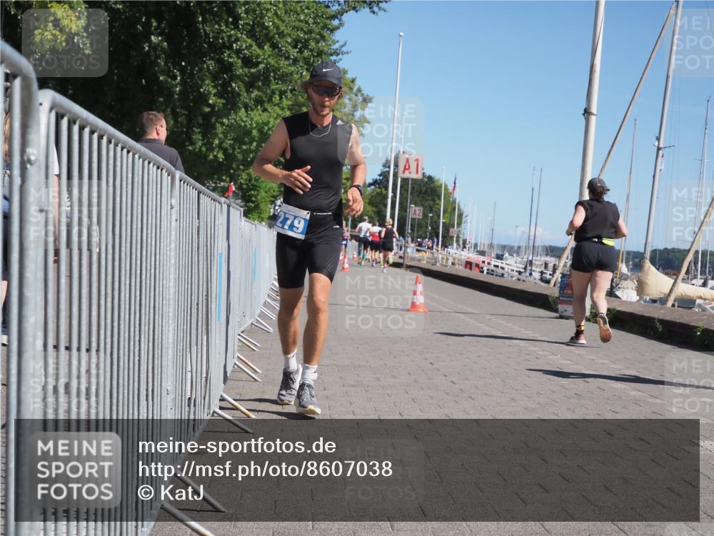 17.08.2025 - KN Förde Triathlon 2025 KatJ http://msf.ph/oto/8607038 17.08.2025 11:59:53 Laufen 279, 352, 387 meine-sportfotos.de