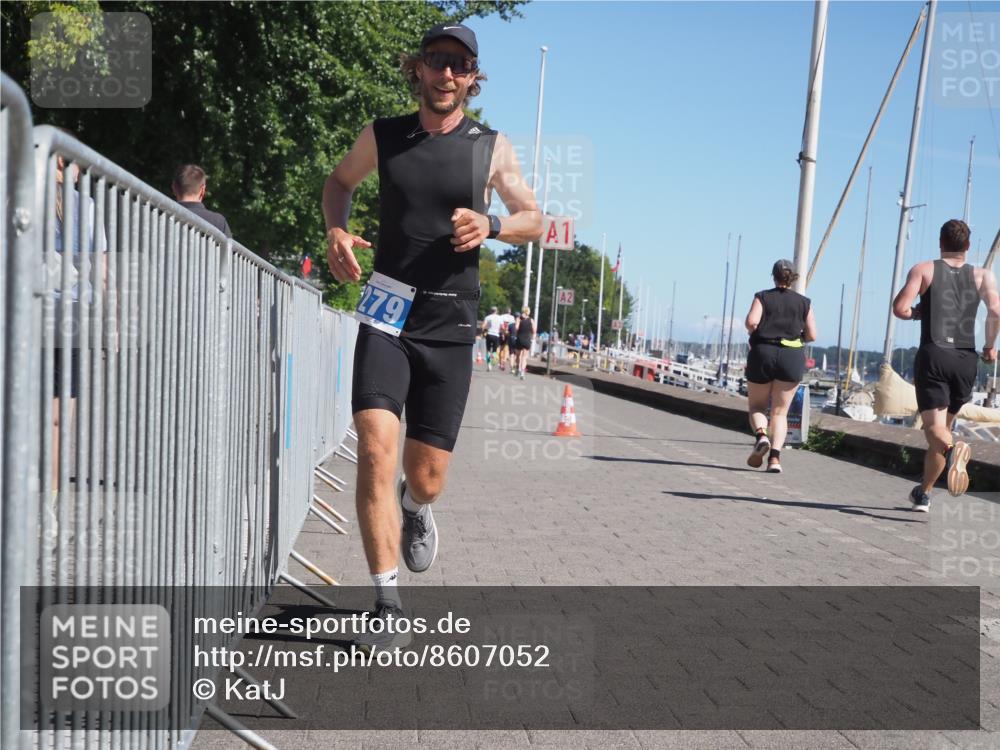 17.08.2025 - KN Förde Triathlon 2025 KatJ http://msf.ph/oto/8607052 17.08.2025 11:59:53 Laufen 279, 352, 387 meine-sportfotos.de