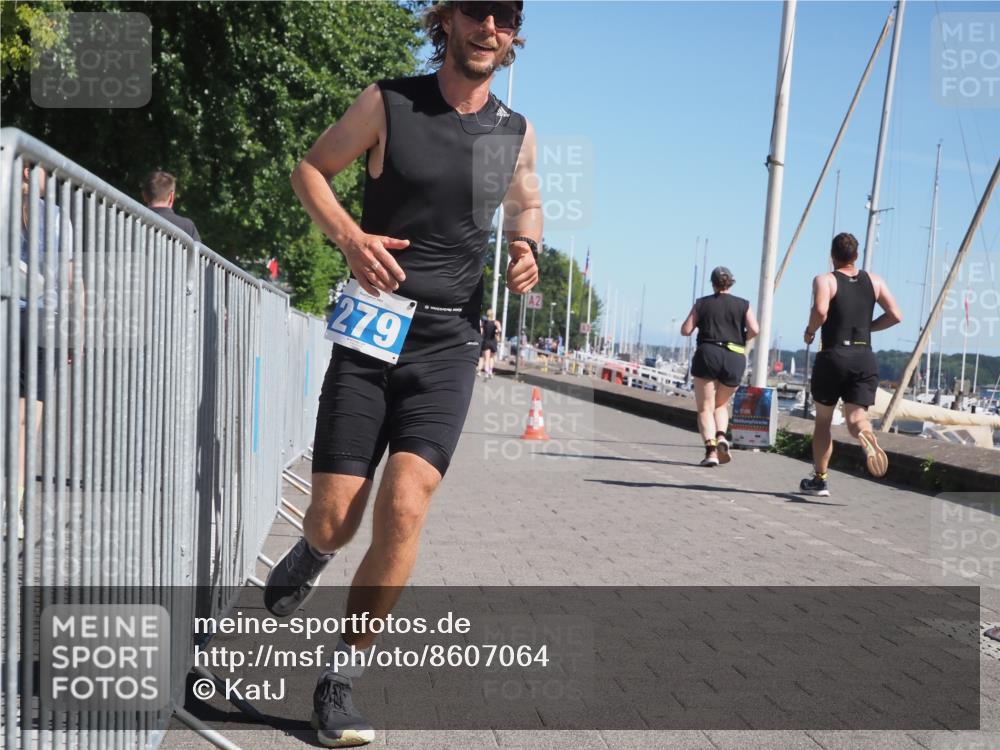 17.08.2025 - KN Förde Triathlon 2025 KatJ http://msf.ph/oto/8607064 17.08.2025 11:59:54 Laufen 279, 352, 387 meine-sportfotos.de