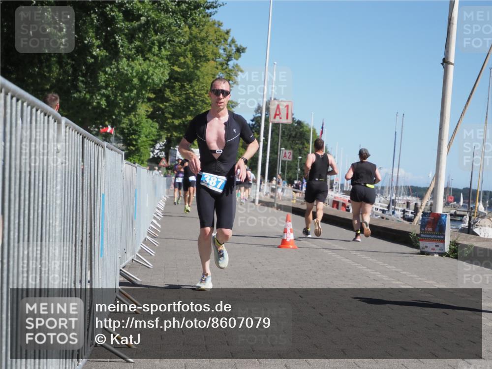 17.08.2025 - KN Förde Triathlon 2025 KatJ http://msf.ph/oto/8607079 17.08.2025 11:59:57 Laufen 279, 295, 309, 387 meine-sportfotos.de