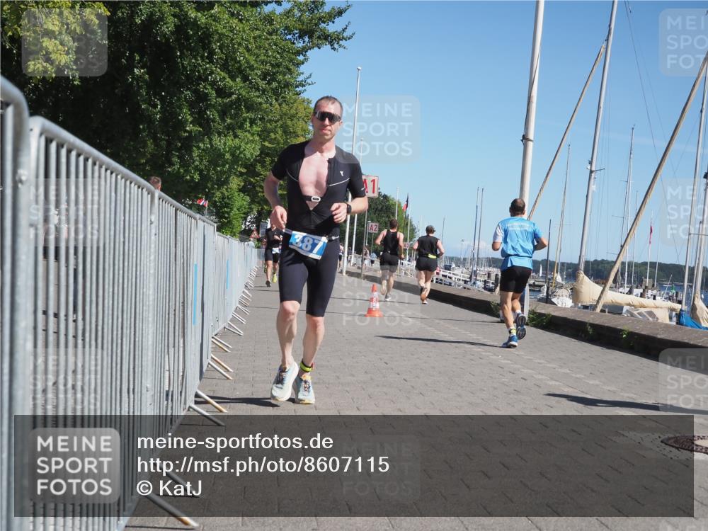 17.08.2025 - KN Förde Triathlon 2025 KatJ http://msf.ph/oto/8607115 17.08.2025 11:59:58 Laufen 295, 309, 387 meine-sportfotos.de
