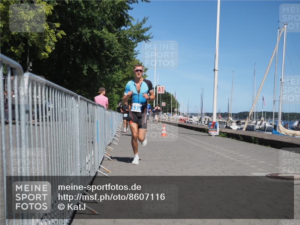 17.08.2025 - KN Förde Triathlon 2025 KatJ http://msf.ph/oto/8607116 17.08.2025 13:51:39 Laufen 438, 511, 526, 532 meine-sportfotos.de