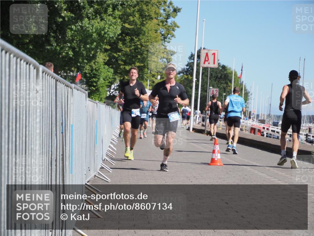 17.08.2025 - KN Förde Triathlon 2025 KatJ http://msf.ph/oto/8607134 17.08.2025 12:00:01 Laufen 295, 309, 387 meine-sportfotos.de