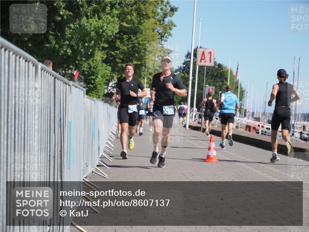 17.08.2025 - KN Förde Triathlon 2025 KatJ http://msf.ph/oto/8607137 17.08.2025 12:00:01 Laufen 295, 309, 387 meine-sportfotos.de